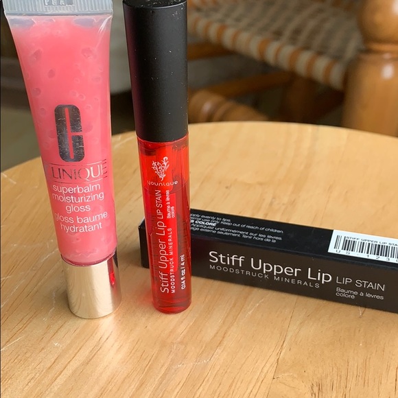 Lip stain & lip gloss